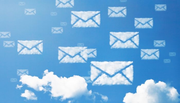 E-mail icon cloud shape